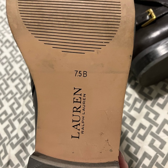 Brown booties - Picture 3 of 3